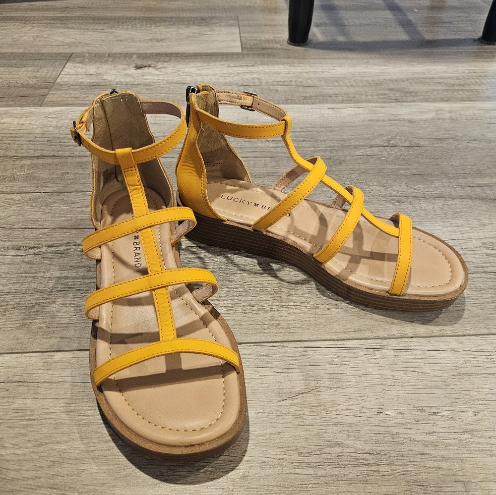 Lucky Brand Yellow Gladiator Sandals US7